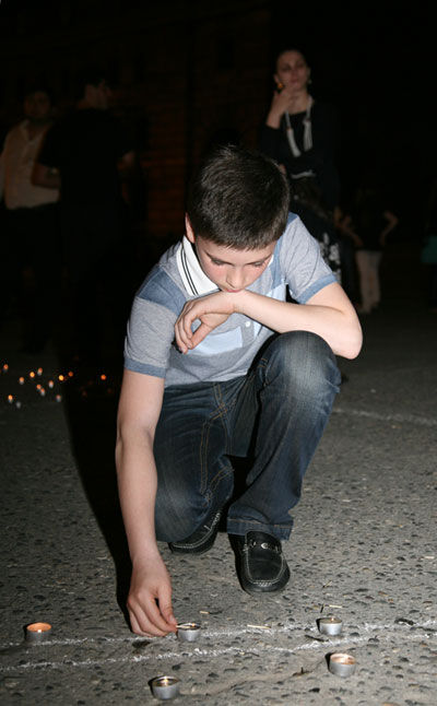 Свеча памяти (2)